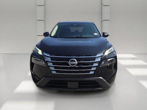 Super Black 2025 Nissan Rogue SV