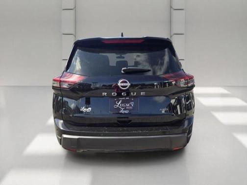 Super Black 2025 Nissan Rogue SV