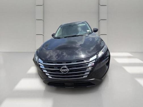 Super Black 2025 Nissan Rogue SV