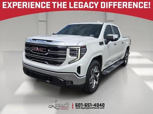 White Frost Tricoat 2022 GMC Sierra 1500 SLT