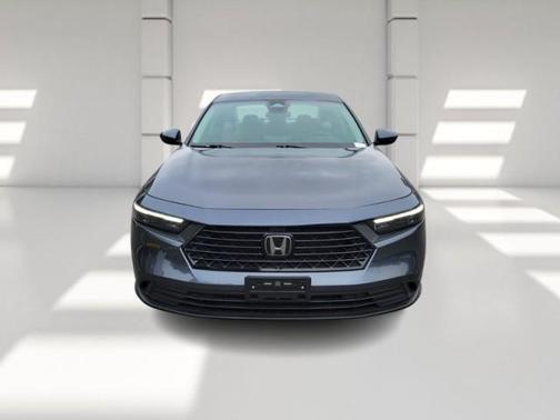 2025 Honda Accord LX 1.5T