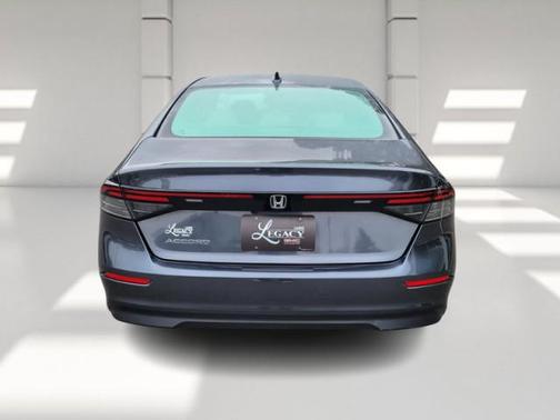 2025 Honda Accord LX 1.5T