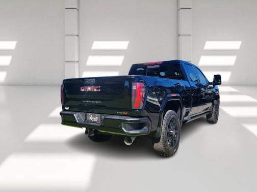2026 GMC Sierra 2500 AT4