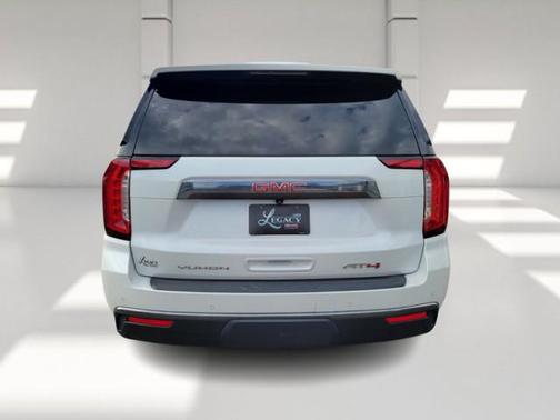 2023 GMC Yukon 4WD AT4