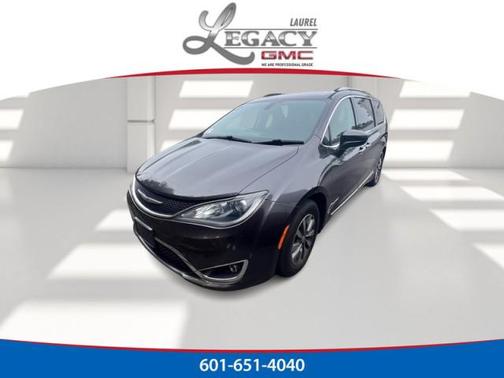 2020 Chrysler Pacifica Touring-L Plus