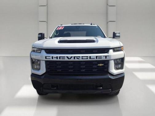 Summit White 2023 Chevrolet Silverado 2500 Custom