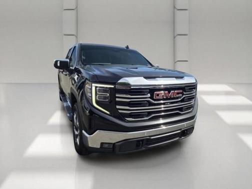 Onyx Black 2023 GMC Sierra 1500 SLT
