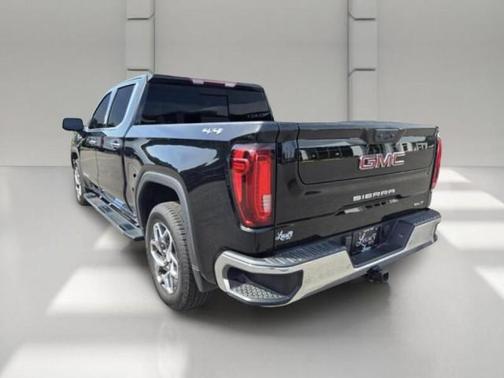 Onyx Black 2023 GMC Sierra 1500 SLT