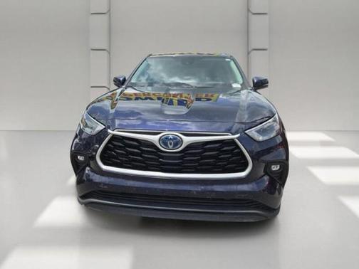 Blueprint 2023 Toyota Highlander Hybrid LE
