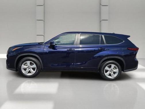Blueprint 2023 Toyota Highlander Hybrid LE