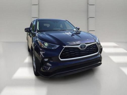 Blueprint 2023 Toyota Highlander Hybrid LE
