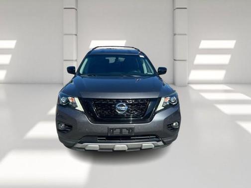 2019 Nissan Pathfinder SV