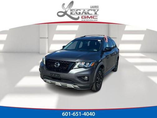 2019 Nissan Pathfinder SV