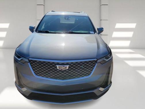 2021 Cadillac XT6 Luxury FWD
