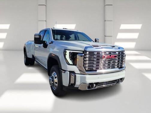2026 GMC Sierra 3500 Denali