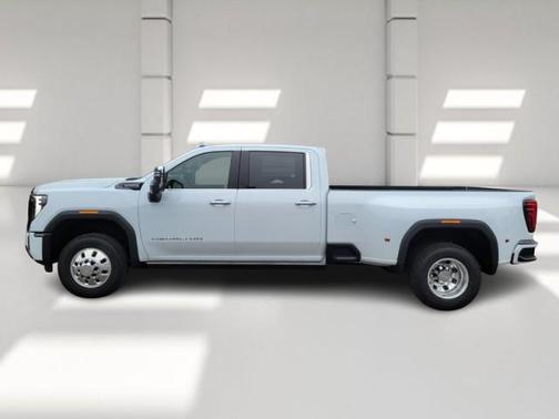 2026 GMC Sierra 3500 Denali