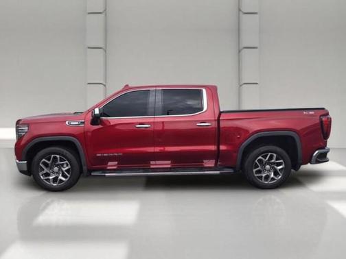 CAYENNE RED TINTCOAT RED 2022 GMC Sierra 1500 SLT