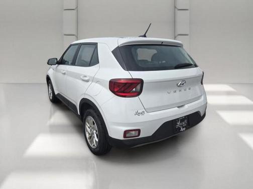 WHITE 2024 Hyundai VENUE SE