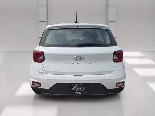 WHITE 2024 Hyundai VENUE SE