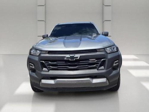 Sterling Gray Metallic 2025 Chevrolet Colorado Trail Boss