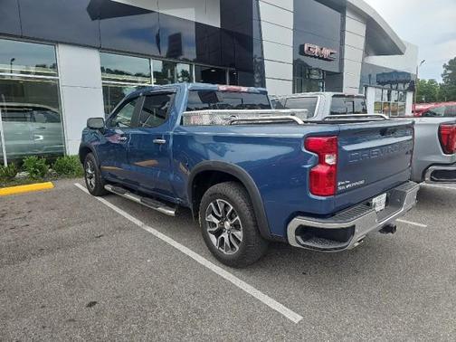 Lakeshore Blue Metallic 2024 Chevrolet Silverado 1500 LT