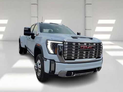 2026 GMC Sierra 3500 Denali