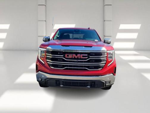 RED 2025 GMC Sierra 1500 SLT