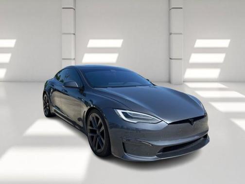 2021 Tesla Model S Plaid