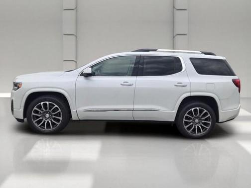 WHITE 2022 GMC Acadia Denali