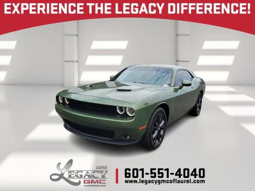 2022 Dodge Challenger SXT