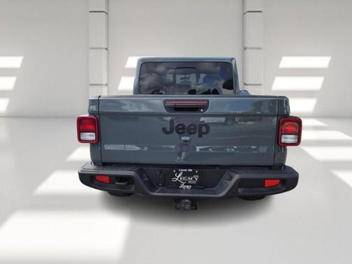 2025 Jeep Gladiator Nighthawk