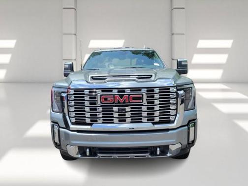 2024 GMC Sierra 2500 Denali