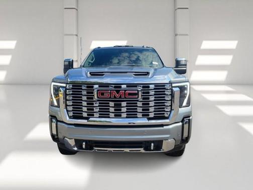 2024 GMC Sierra 2500 Denali