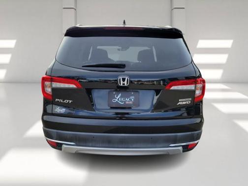 2021 Honda Pilot Touring 8-Passenger