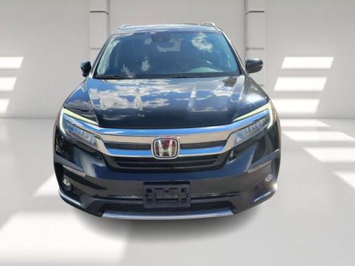 2021 Honda Pilot Touring 8-Passenger