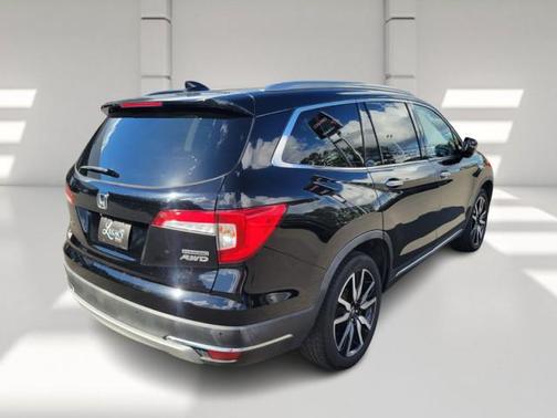 2021 Honda Pilot Touring 8-Passenger