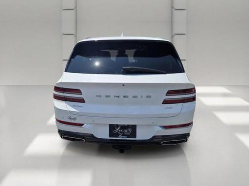 WHITE 2022 Genesis GV80 2.5T