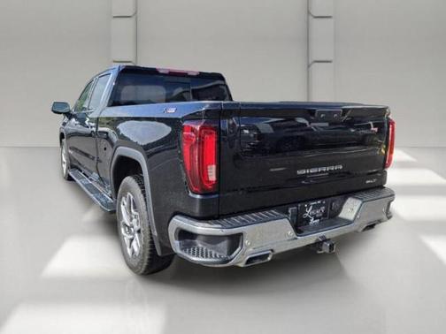 BLACK 2024 GMC Sierra 1500 SLT