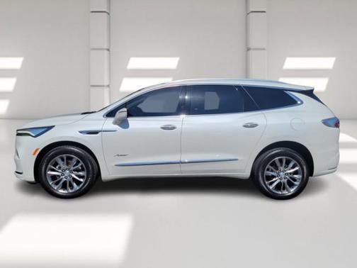 2022 Buick Enclave FWD Avenir