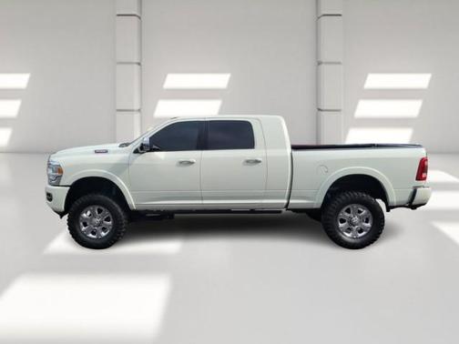 2022 RAM 2500 Laramie Mega Cab 4x4 6'4' Box