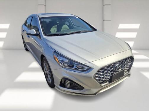 2019 Hyundai SONATA Limited