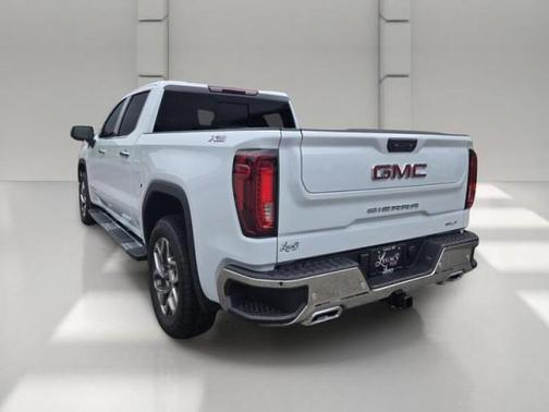 WHITE 2026 GMC Sierra 1500 SLT