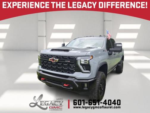 2024 Chevrolet Silverado 2500 4WD Crew Cab Standard Bed ZR2