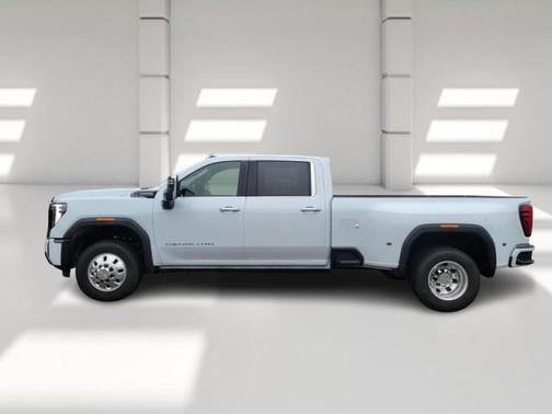 2026 GMC Sierra 3500 Denali