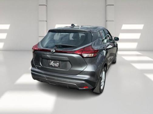 2023 Nissan Kicks S