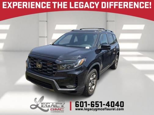 Crystal Black Pearl 2022 Honda Passport AWD TrailSport