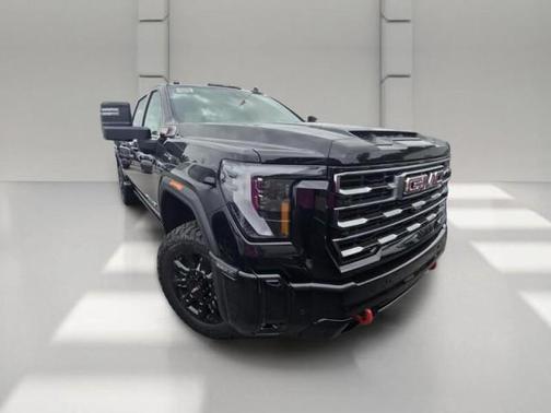 BLACK 2026 GMC Sierra 2500 AT4