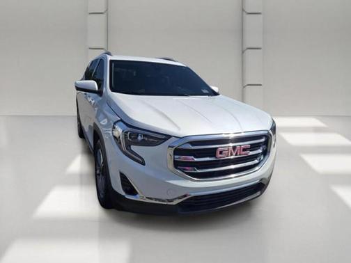 White Frost Tricoat 2021 GMC Terrain SLT