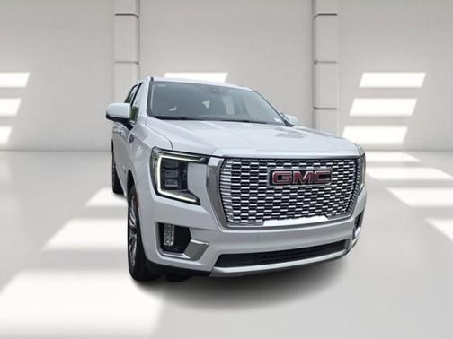 Summit White 2022 GMC Yukon Denali