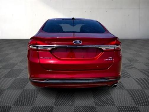 2018 Ford Fusion Hybrid SE